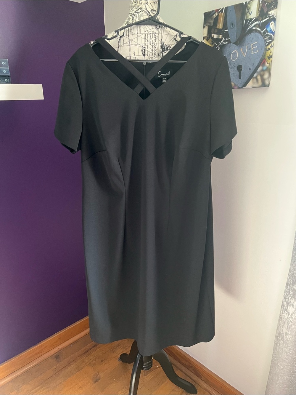 connected apparel Black Short Sleeve V-Neck Mini Dress